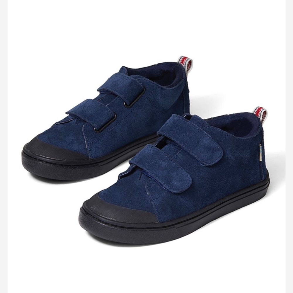 TOMS Lenny Navy Blue Suede MID Boys Youth Sz 2 Boot Shoes Sneakers Hook and Eye
